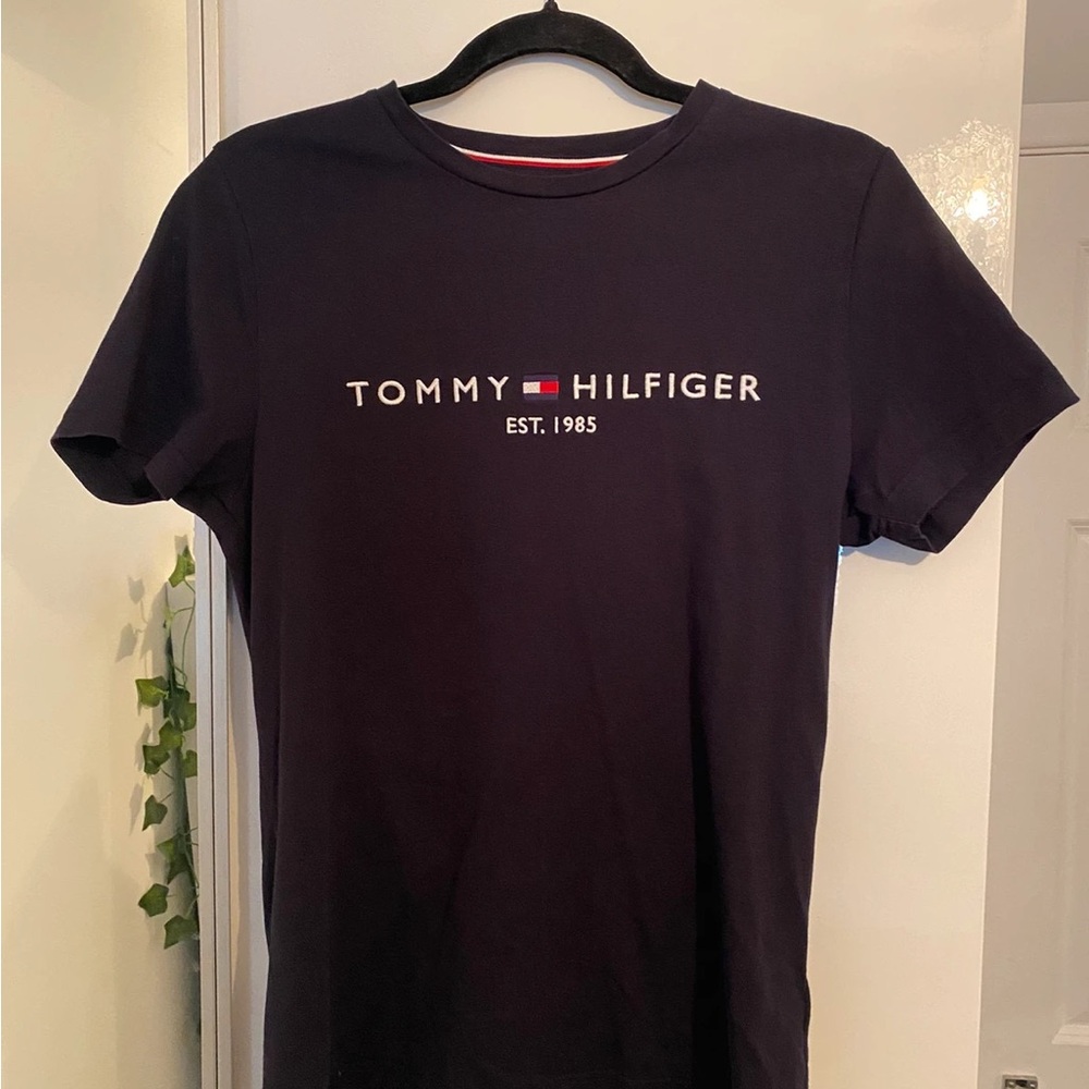 Tommy Hilfiger Black Logo Tee